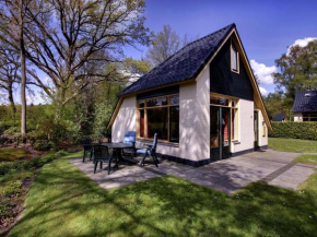 Cozy holiday home with a bubble bath, near Zwolle